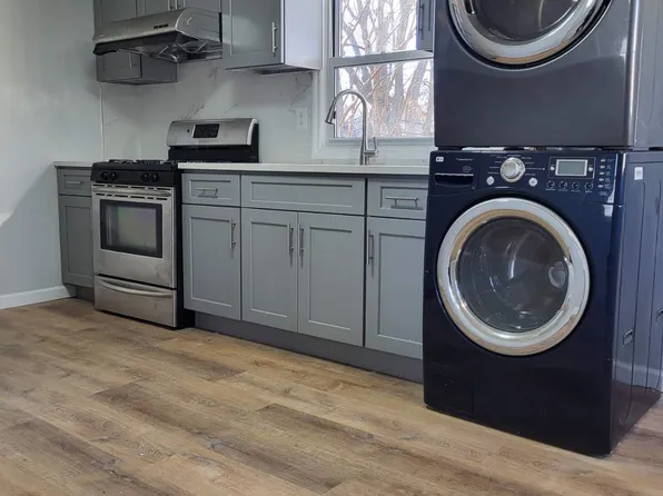 (undisclosed Address), Centereach, NY 11720