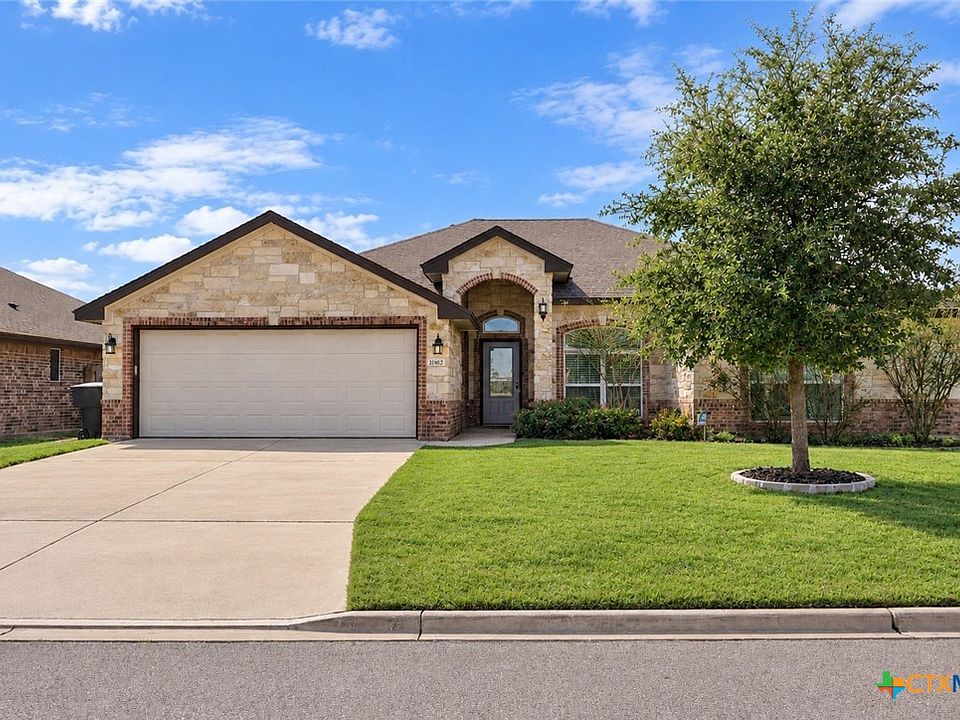 1st image of 2002 Rustic Manor Dr