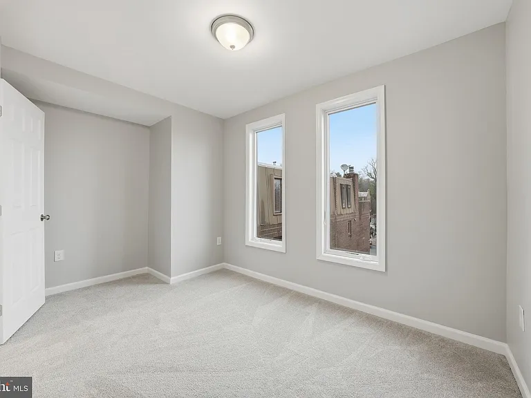 3248 Jones Ct NW — Photo 35