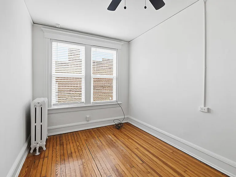 2425 W Main St — Photo 18