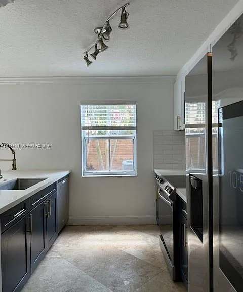 15242 SW 30th Ter #15242 — Photo 22