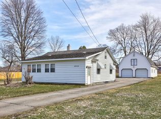 4203 Pineport Rd, Bridgeport, MI 48722