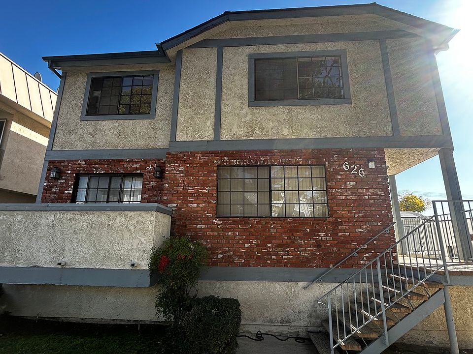 1st image of 626 E Tujunga Ave #I