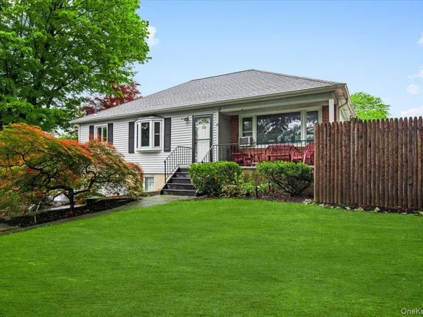 21 Frankford Street, Hawthorne, NY 10532