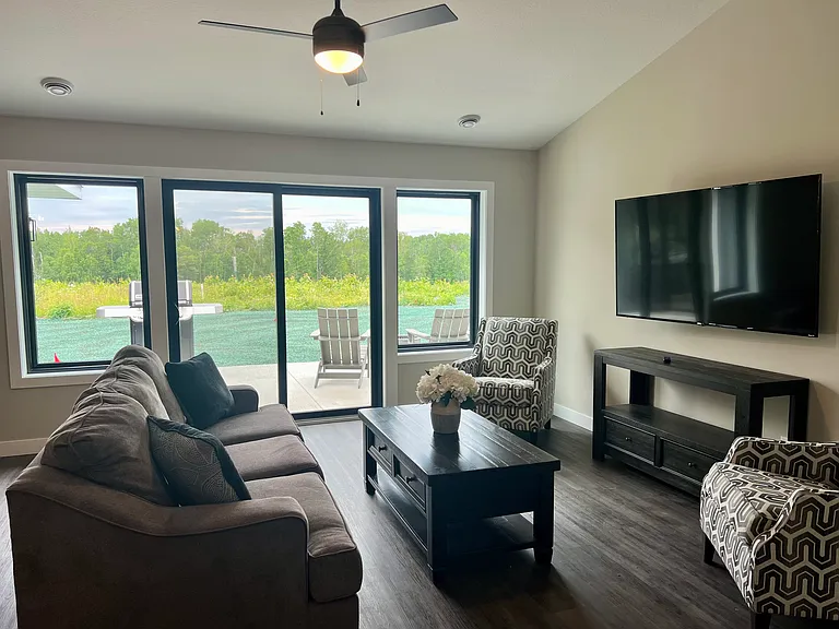 576X Little Walnut Ln — Photo 4