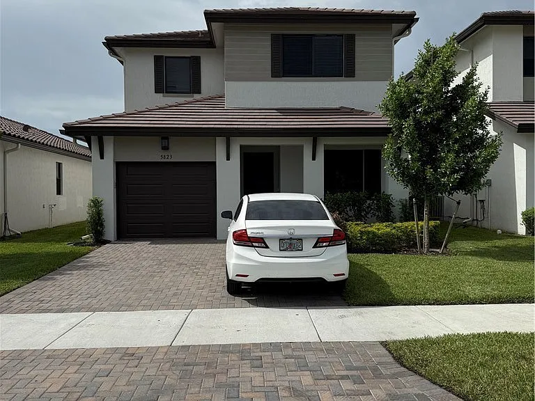 5823 Cassidy Ln — Photo 1