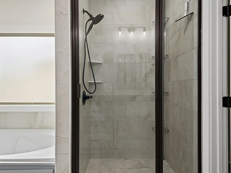 Shower with two in one shower head