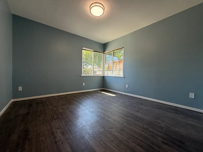 22593 Pearl Ave #1 — Photo 3