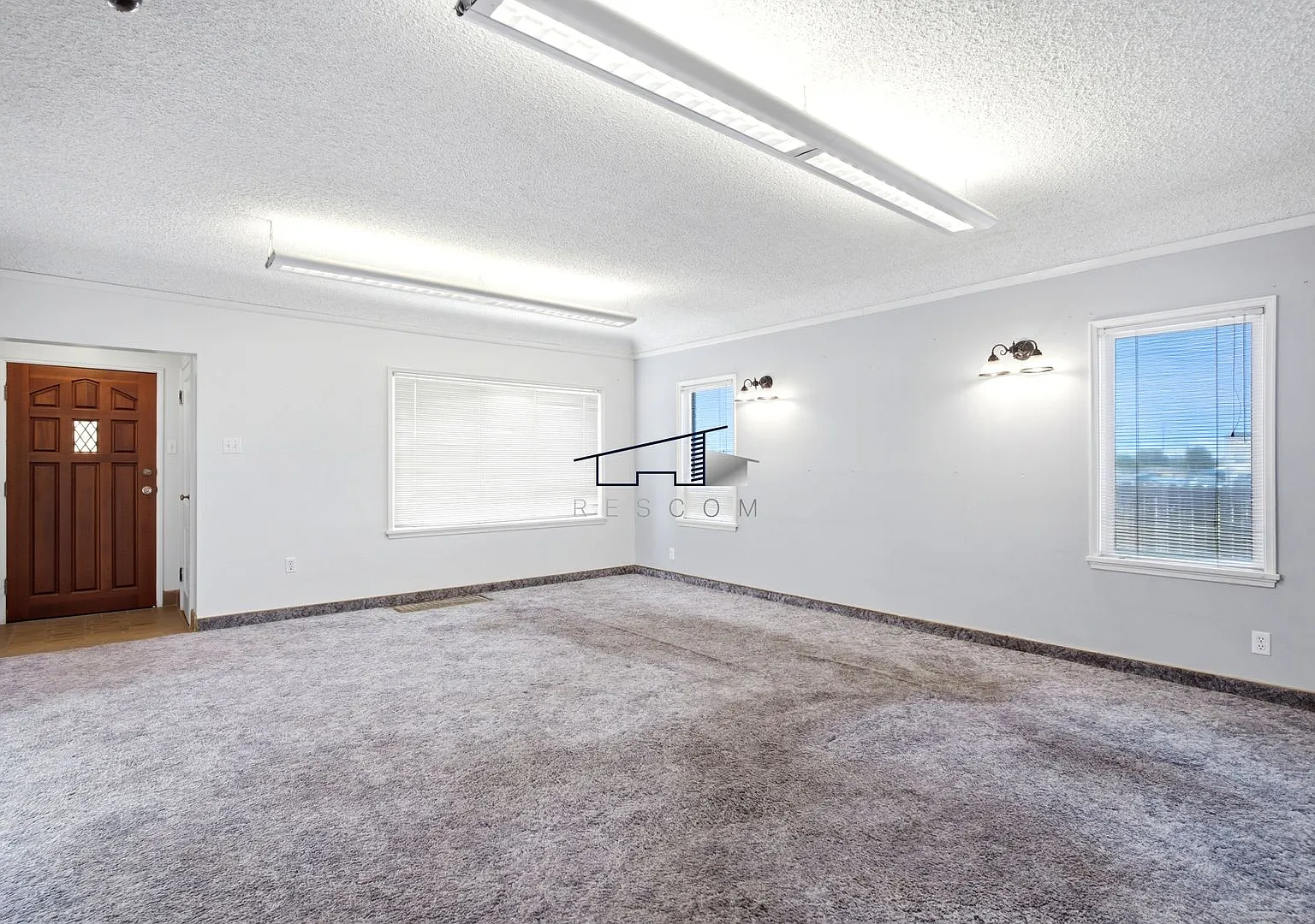 Unique Property for Lease Office or Residential Opportunity — Photo 4