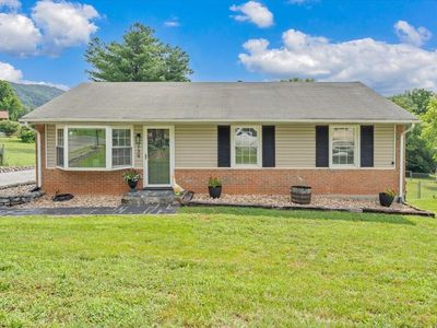 729 Kenyon Rd, Vinton, VA, 24179