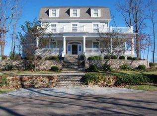 65 Ledge View Dr, Huntsville, AL 35802