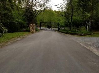 2226 Bluff View Rd, Walland, TN 37886