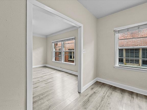 4th image of 118 N Westmoreland Ave APT 204