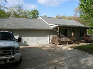 307 Fort Dr, O'Fallon, MO 63366