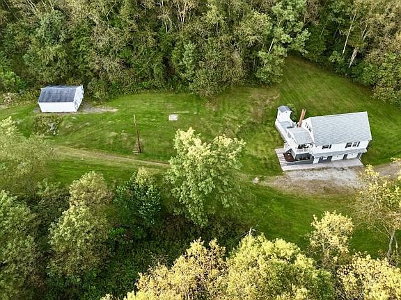2nd image of 143 Link Rd