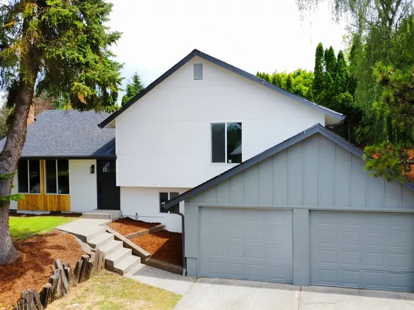 9905 NW 4th Ave, Vancouver, WA 98685