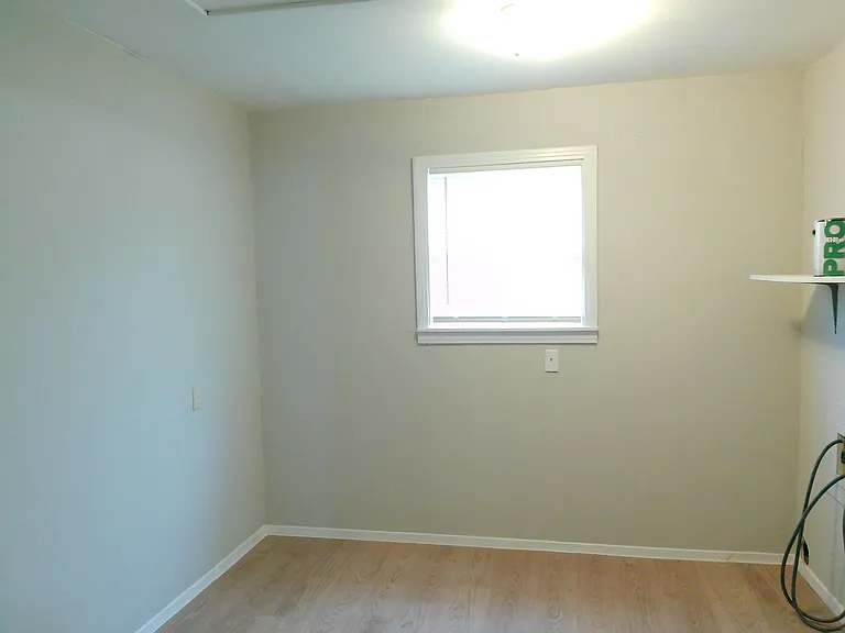 4938 Jean St — Photo 9