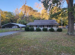 2242 Dixie Ave, Paducah, KY 42003