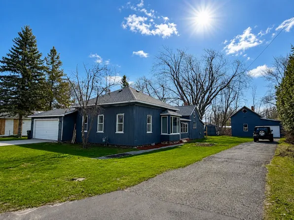 300 Littlefield St, Cheboygan, MI 49721