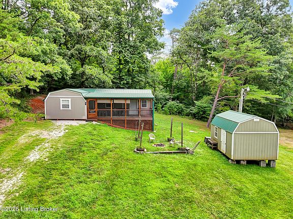 3rd image of 661 Pine Hurst Bay
