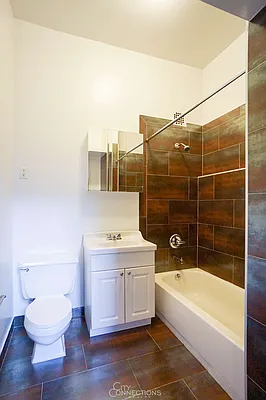 Rented by City Connections Realty | media 9