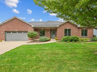 585 Mildred Dr, Marengo, IL 60152