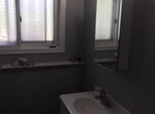 16352 Winchester Ave, Markham, IL 60428