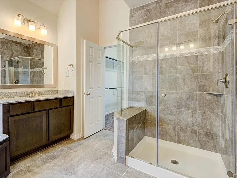 10804 Kyler Oaks Pl — Photo 11