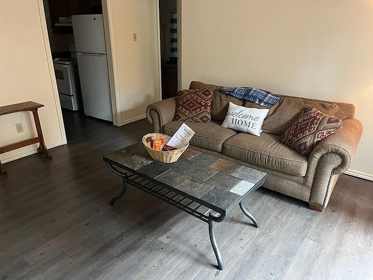 Townwood Apartments — Photo 33