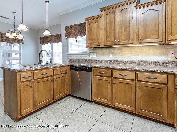 2nd image of 4504 Stone Cross Dr