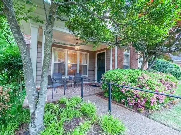 356 Greenway Pl, Memphis, TN 38117
