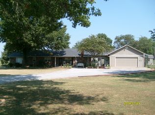 1498 E Benge Rd, Fort Gibson, OK 74434