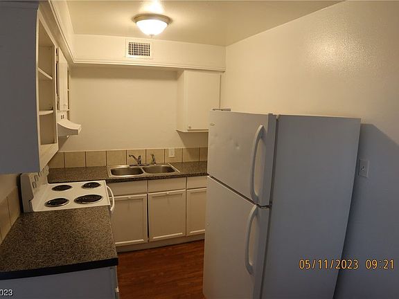 5th image of 520 S 13th St APT D14