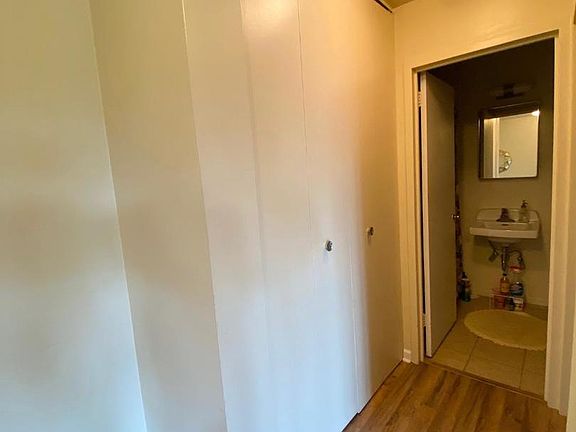 2nd image of 4850 S Lake Park Ave APT 603