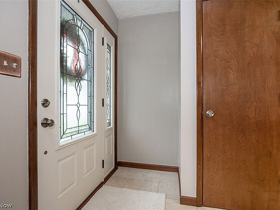 2nd image of 18810 Dellwood Dr