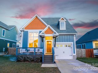 28 Hyde Park Pl, Arden, NC 28704