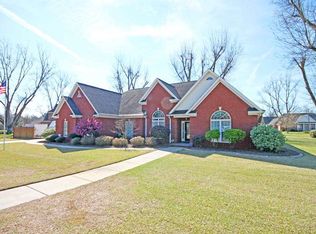 210 Noah Ln, Perry, GA 31069