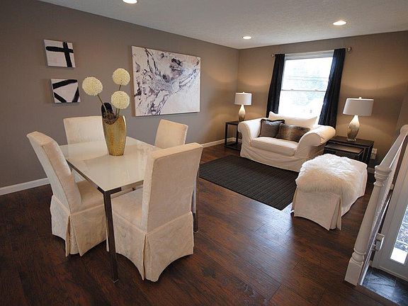 Living Room/Dining Room