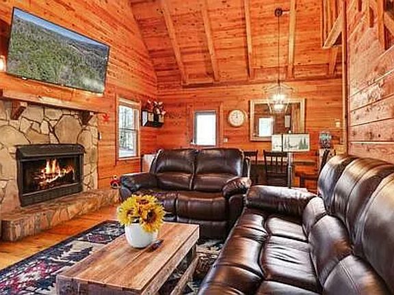 3rd image of 439 Conley Branch Rd