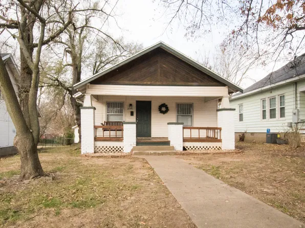 2115 N Missouri Avenue, Springfield, MO 65803
