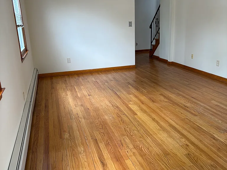 6 Daniel Ct #A — Photo 3
