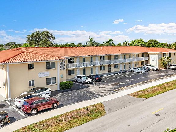 3rd image of 2020 NE 56th Street #206