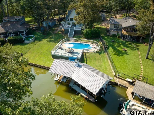 122 Havens Ct, Malakoff, TX 75148