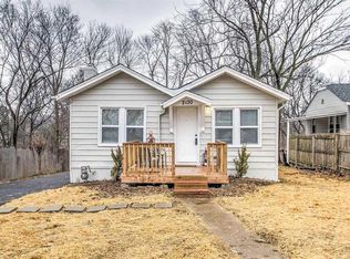 2134 N Warson Rd, Saint Louis, MO 63114