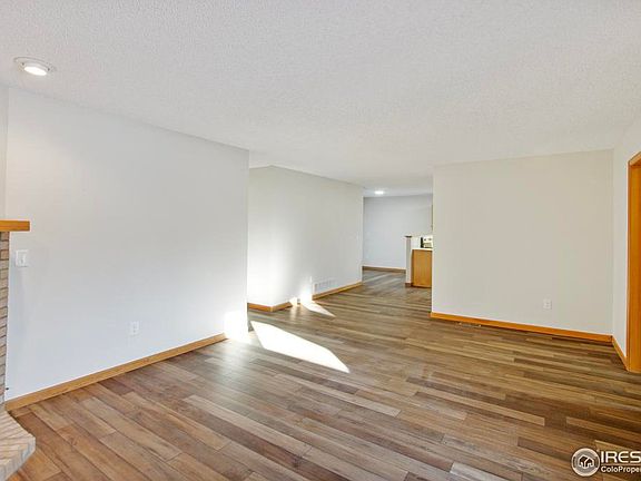 3rd image of 1455 Matthew Cir
