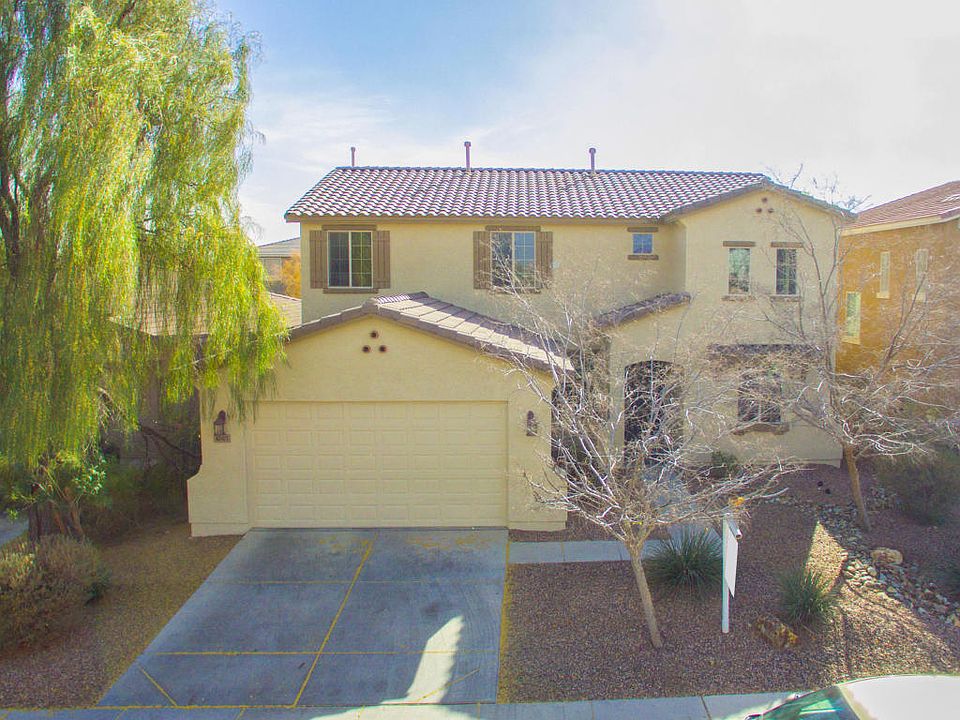 1st image of 42477 W Cheyenne Dr