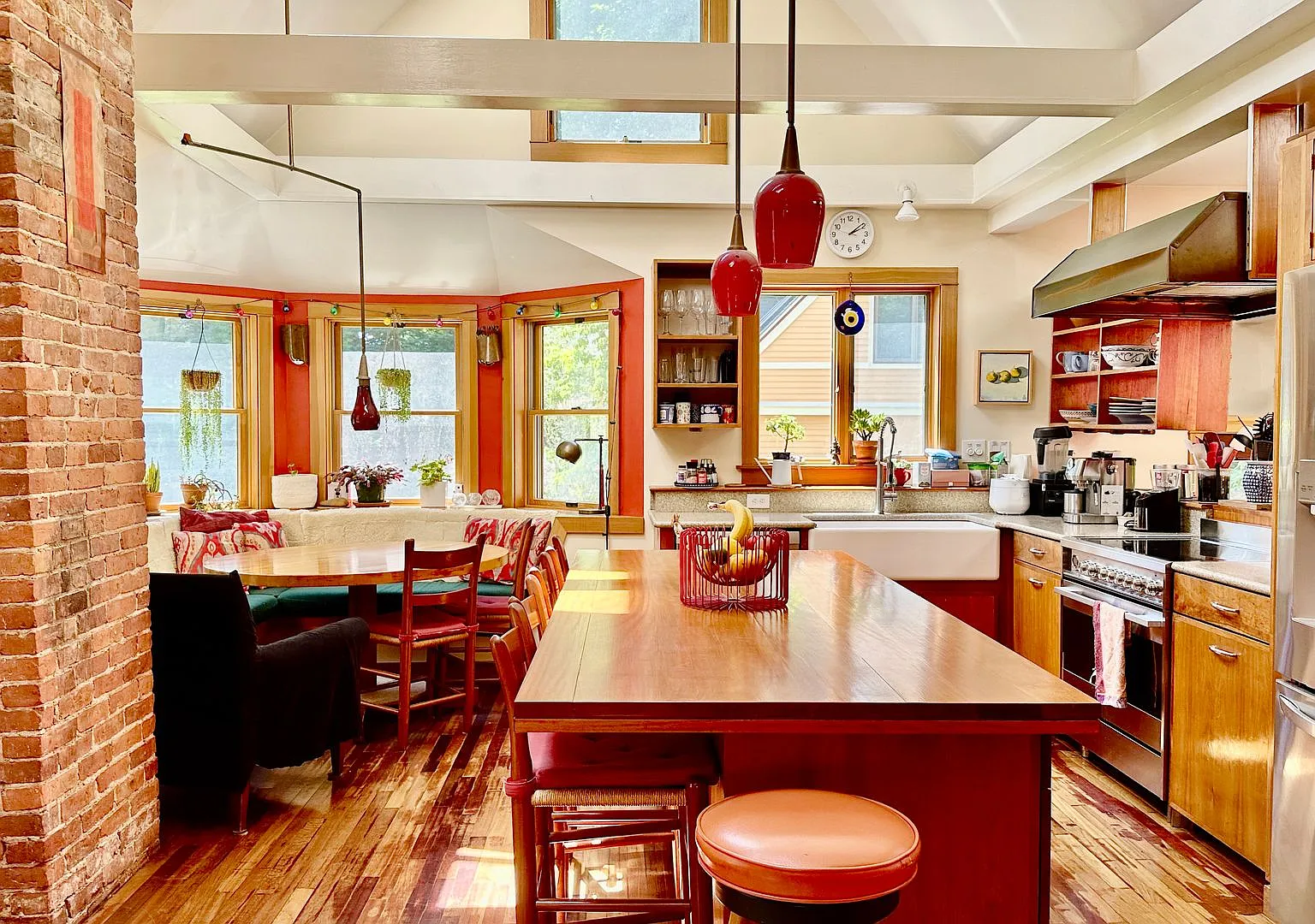 Gorgeous entire home in Cambridge Nature available 9/1/26 — Photo 2