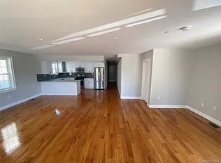 148-08 84th Dr #B, Jamaica, NY 11435