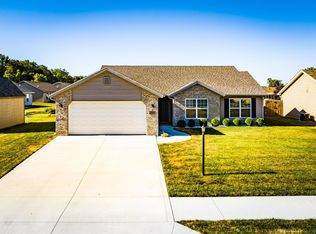 7809 W Angus Ave, Yorktown, IN 47396