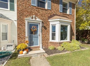 1621 Sword Dancer Dr, Virginia Beach, VA 23454
